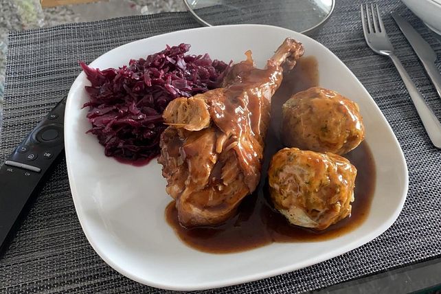 Geschmorte Putenunterkeule von yvonnecarola_roellke| Chefkoch