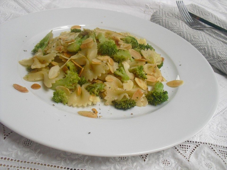 Brokkoli - Mandel - Pasta von -yoyo-| Chefkoch
