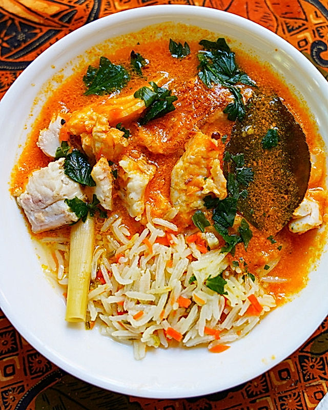 Balinesische Fischsuppe mit Reis