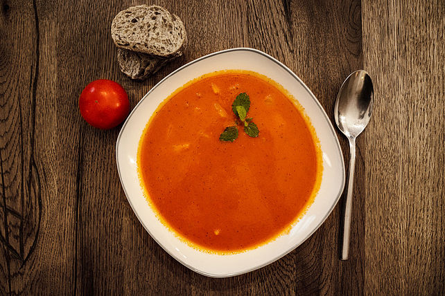 Peperoni-Paprika-Tomaten Suppe von weltraumduft| Chefkoch
