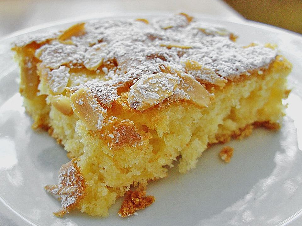 Apfelkuchen vom Blech mit Pudding – nach Omas Original-Rezept