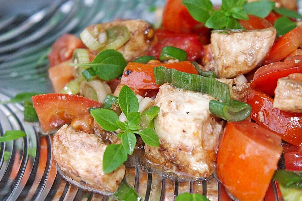 Mozzarella - Kirschtomaten - Salat