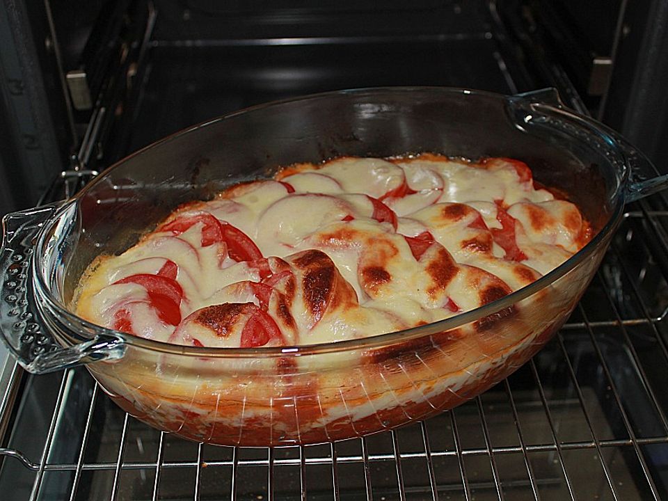 Schweinegeschnetzeltes mit Tomaten - Mozzarella - Haube von 1st_Maxi ...