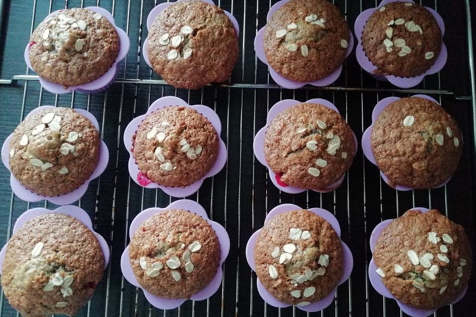 Haferflocken - Johannisbeer - Muffins