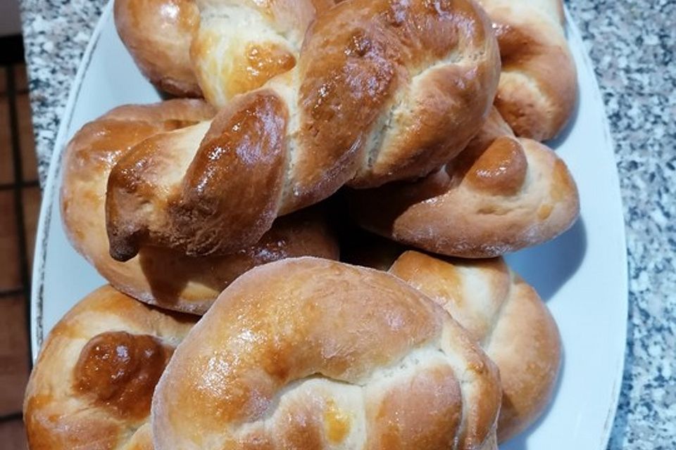 Brezel aus Quark - Ölteig