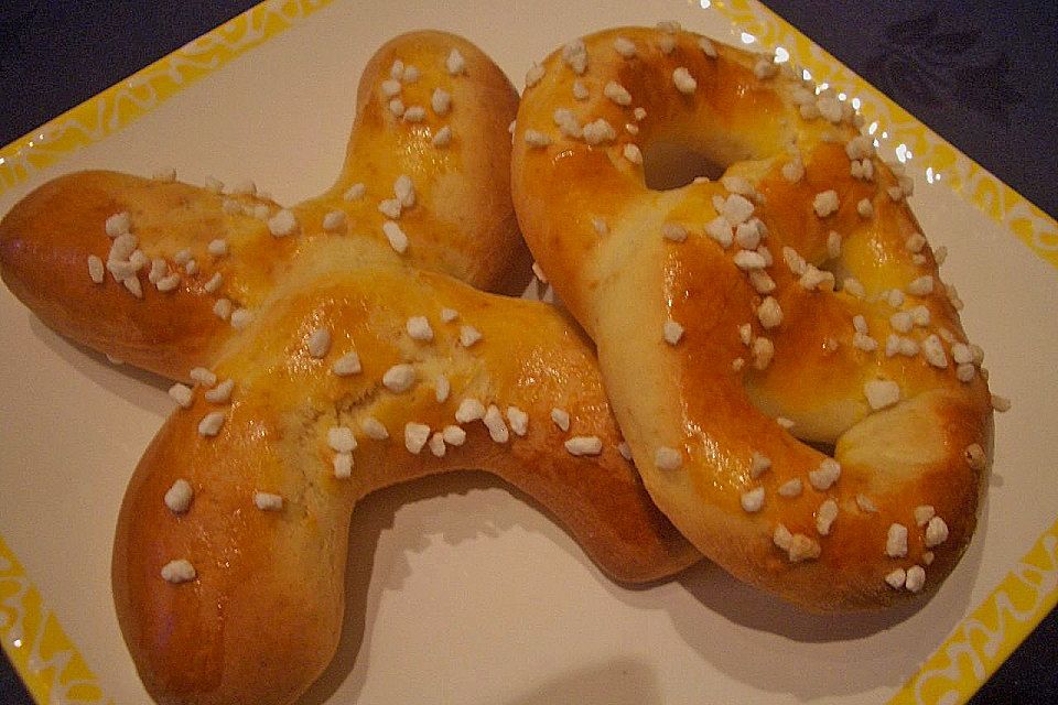 Brezel aus Quark - Ölteig