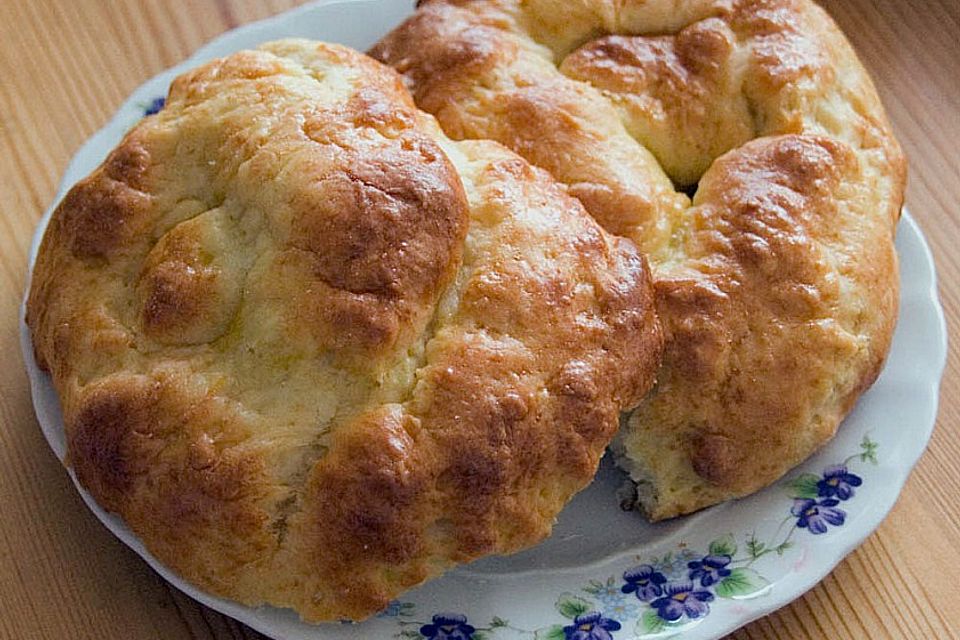 Brezel aus Quark - Ölteig