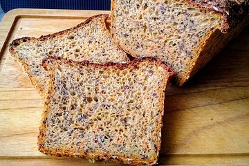 Haferflocken-Möhren-Brot