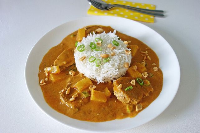 Schweinefilet in Currysahne und Ananas von LissyBack| Chefkoch