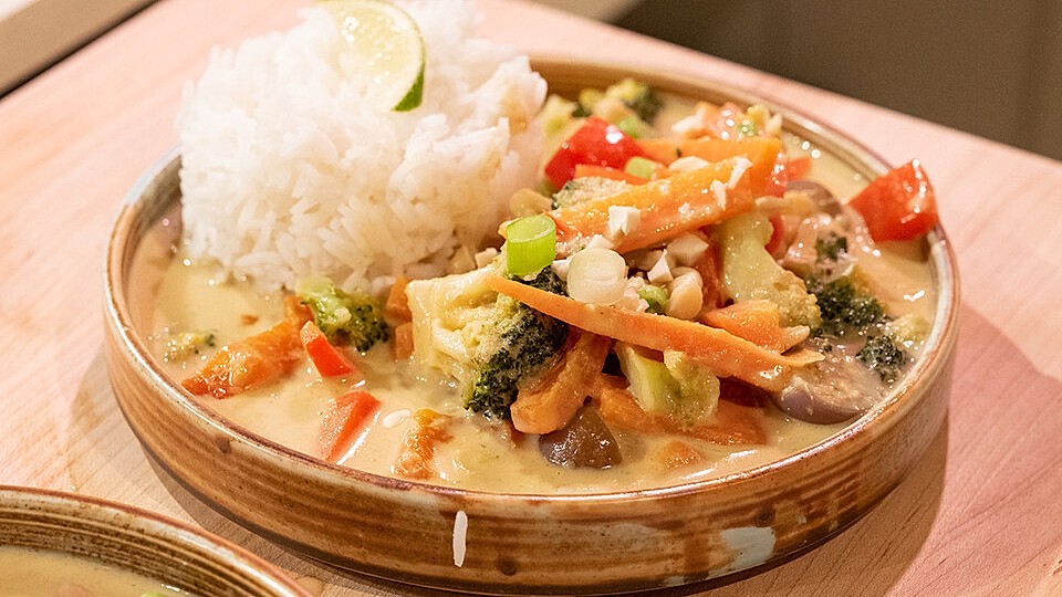 Grünes Thai-Curry mit Basmatireis