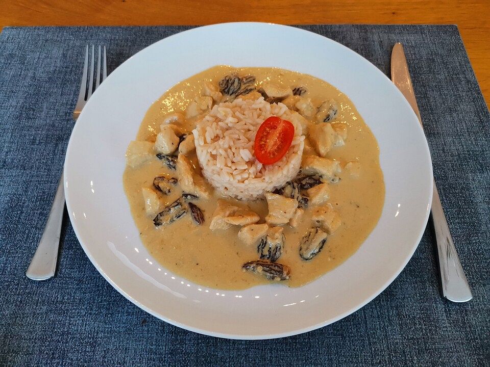 Hähnchenfilet in Gorgonzola-Morcheln-Sauce von Ursulinda| Chefkoch Hähnchenfilet in Gorgonzola-Morcheln-Sauce von Ursulinda| Chefkoch