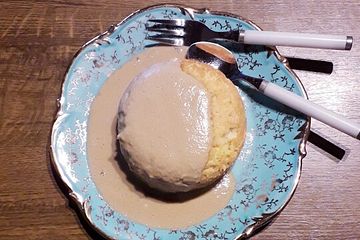 Brotpudding mit Bierzabaione