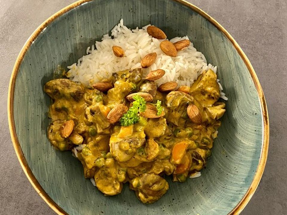 Pilz-Curry mit Mandeln von boarderboy2| Chefkoch