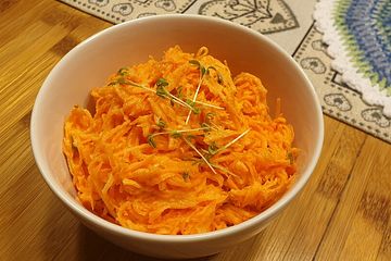 Bayrischer roher Karottensalat