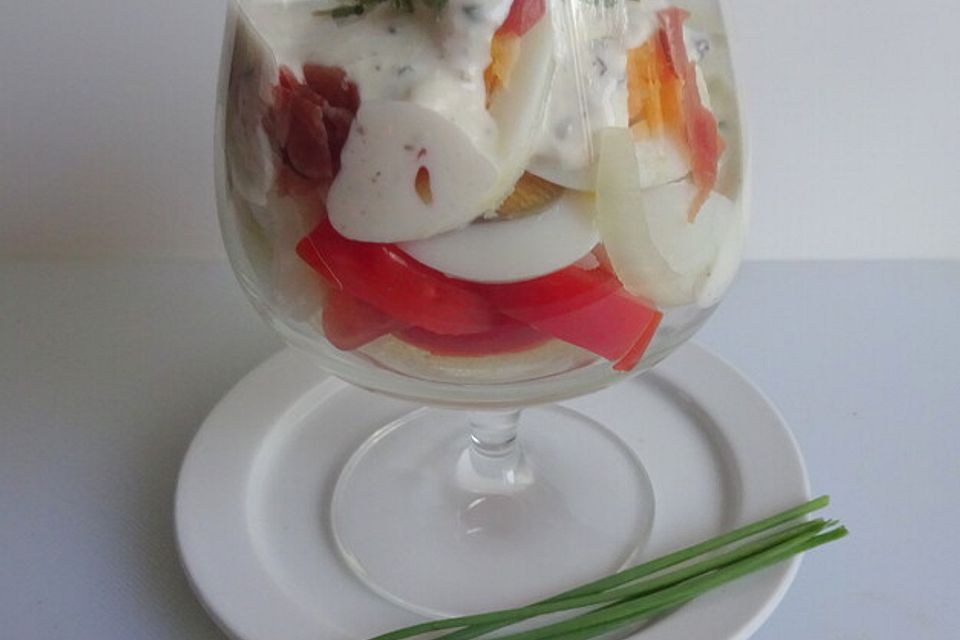 Sommerlicher Schichtsalat