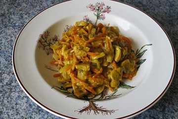 Karotten und Champignons in Currysauce