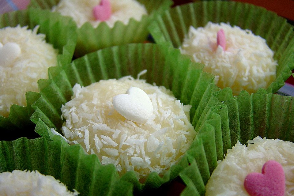 Beijinho de Coco Beijinho de Coco