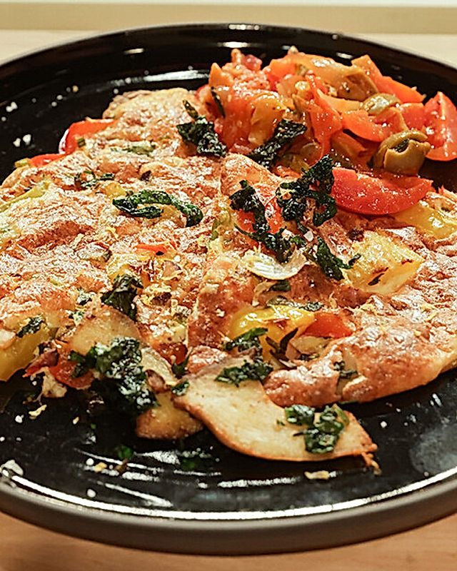 Gemüse-Frittata mit Tomatenragout und Kräuterseitlingen