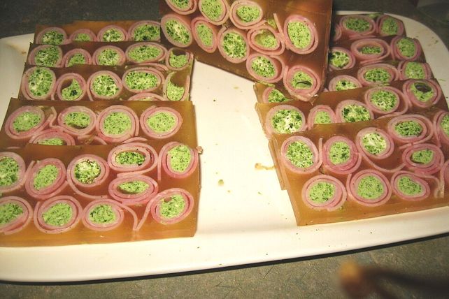 Schinkenröllchen mit Bresso-Bärlauchfüllung in Aspik von Wurstler1 ...