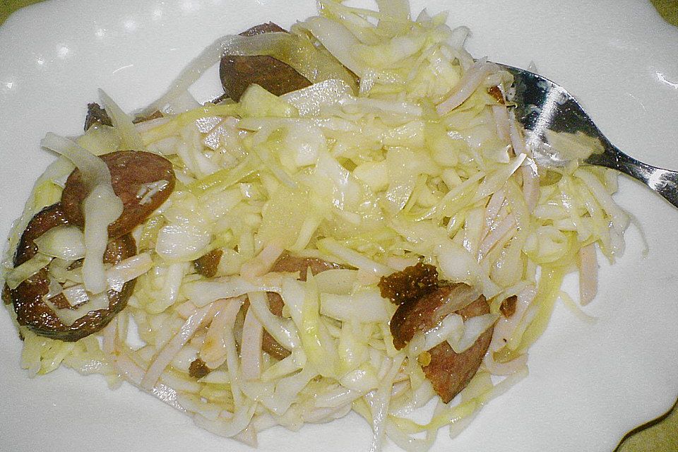 Altenessner Krautsalat mit zweierlei  Wurst ( Party)