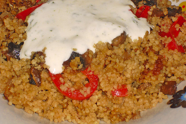 Scharfer Pilz - Couscous mit Joghurtsauce von jonielady| Chefkoch