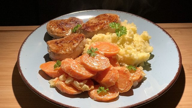 welches fleisch zu möhrengemüse