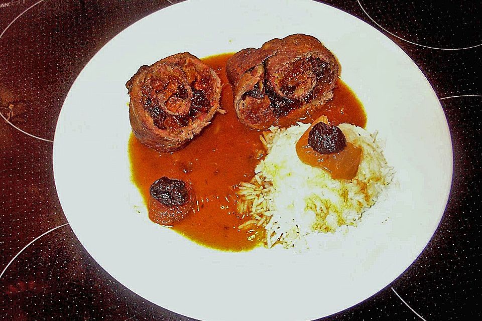 Rindsrouladen mit Curry und Backobst