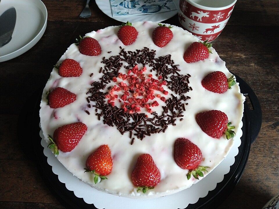 Erdbeer-Buttercreme-Torte von Rikki-Tikki-Tavi| Chefkoch