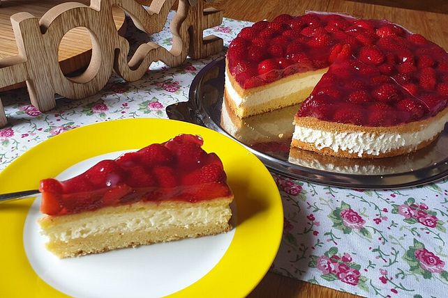 Erdbeerkuchen mit Vanille-Skyrcreme von kleinehobbits| Chefkoch Erdbeerkuchen mit Vanille-Skyrcreme von kleinehobbits| Chefkoch