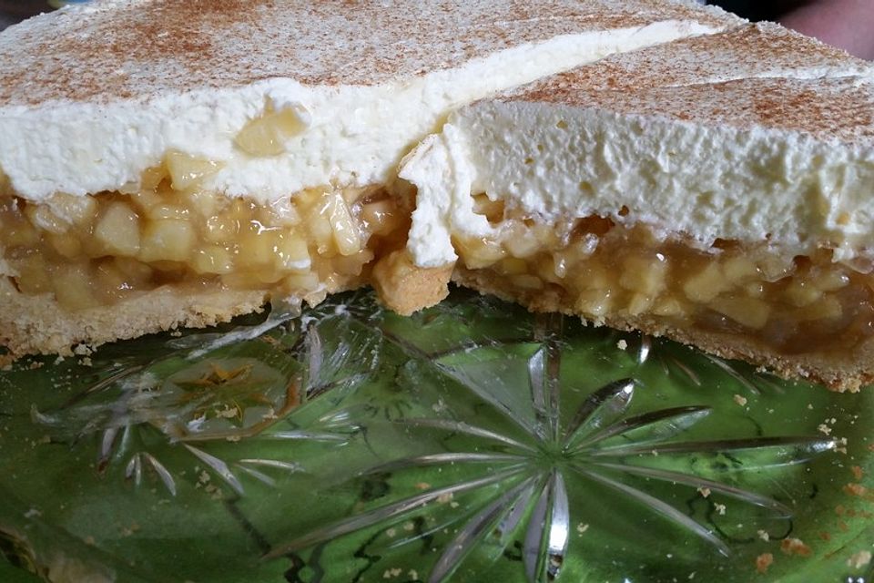 Apfel - Sahne - Torte