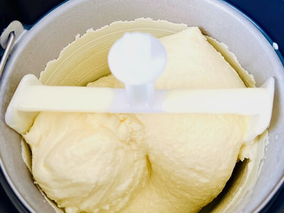 Joghurt-Zitroneneis für die Eismaschine von Nora02583| Chefkoch