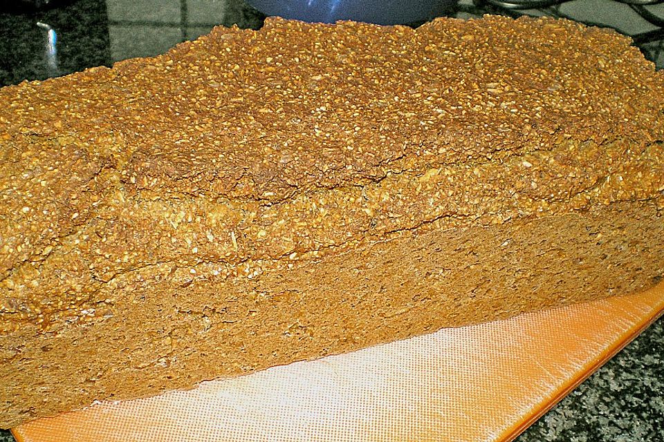 Schwarzbrot nach Art des Hauses