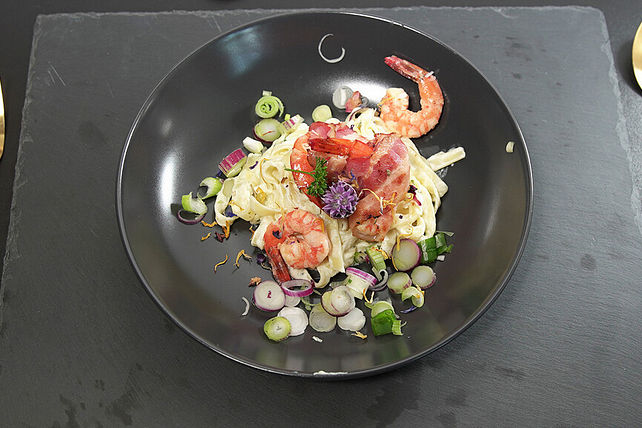 Ich will me(e)hr, Garnelen im Speckmantel auf Pasta mit Mascarpone ...