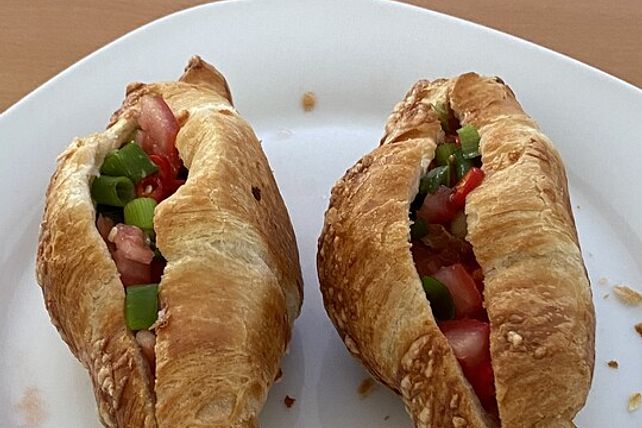 Schinken Käse Croissant mit Tomaten Füllung von Sormik| Chefkoch