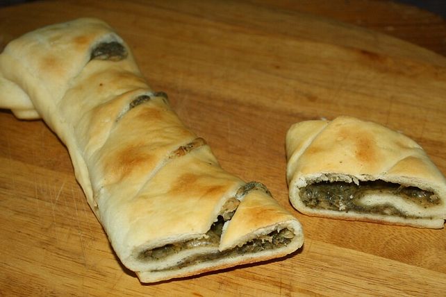 Pizzabrot mit Gartenkräutern von Klaumix| Chefkoch