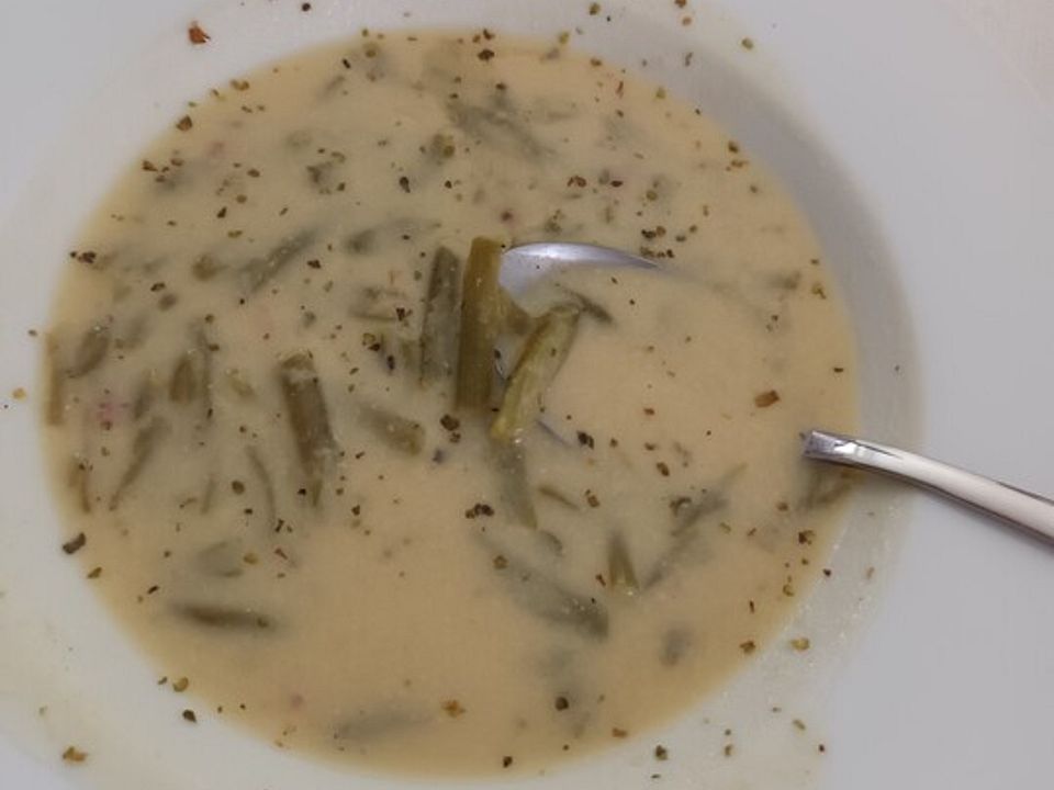 Kartoffelsuppe mit Schnippelbohnen von Poetschi92| Chefkoch