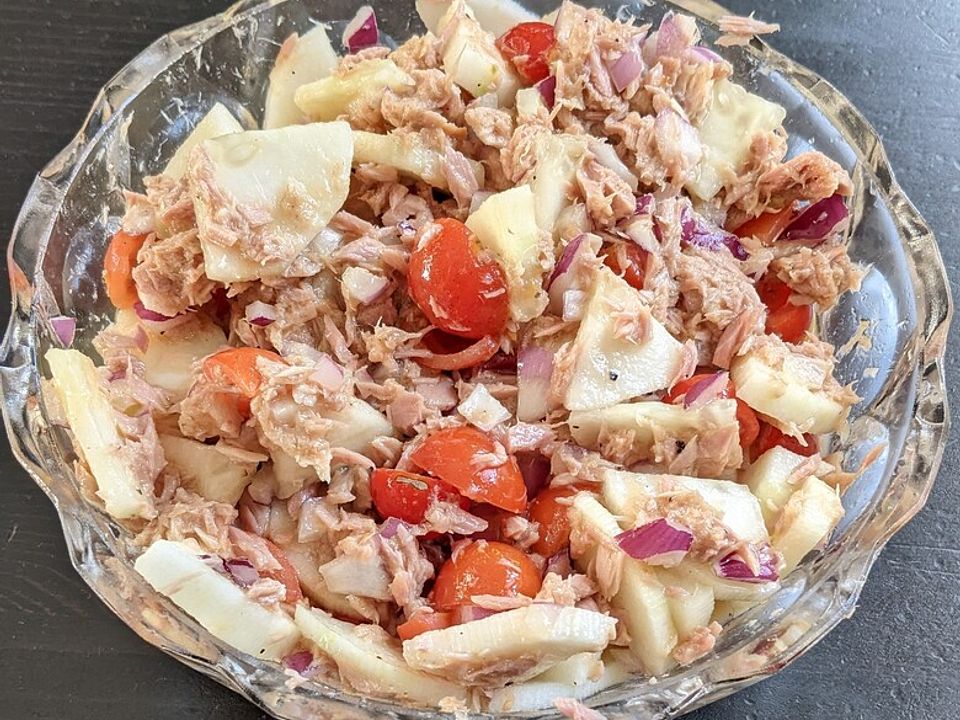 Thunfischsalat mit Tomate und Gurke von netty1968| Chefkoch Thunfischsalat mit Tomate und Gurke von netty1968| Chefkoch