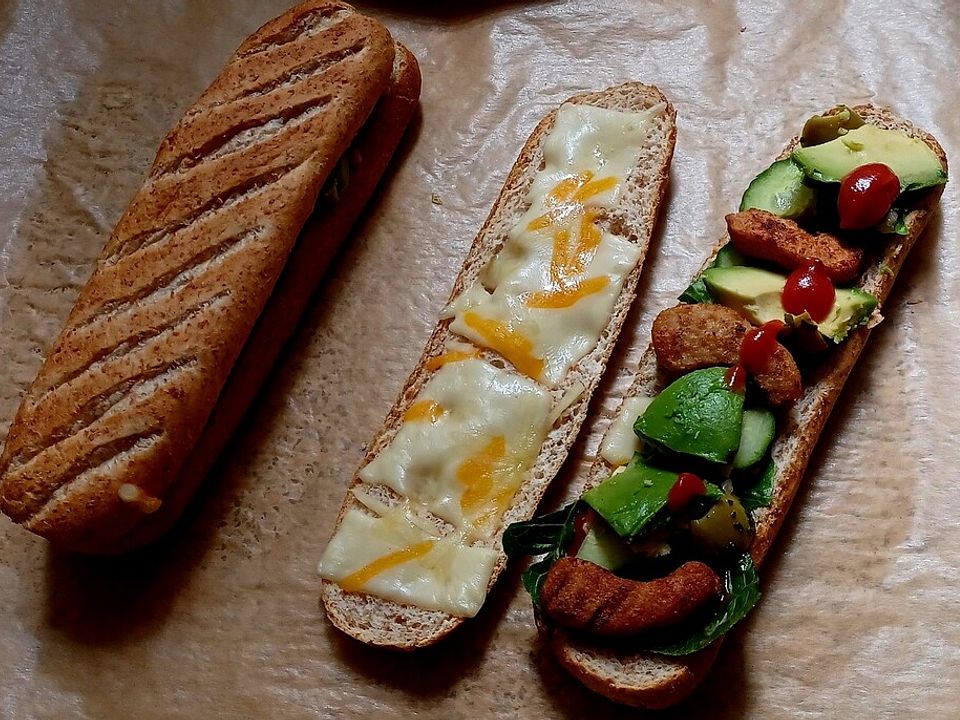 Veggi-Sandwich mit geschmolzenem Käse von Emislikelive| Chefkoch