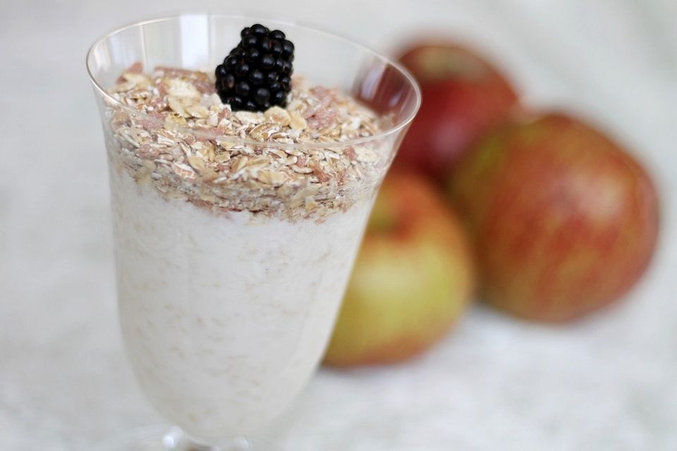Apfel - Müsli Apfel - Müsli