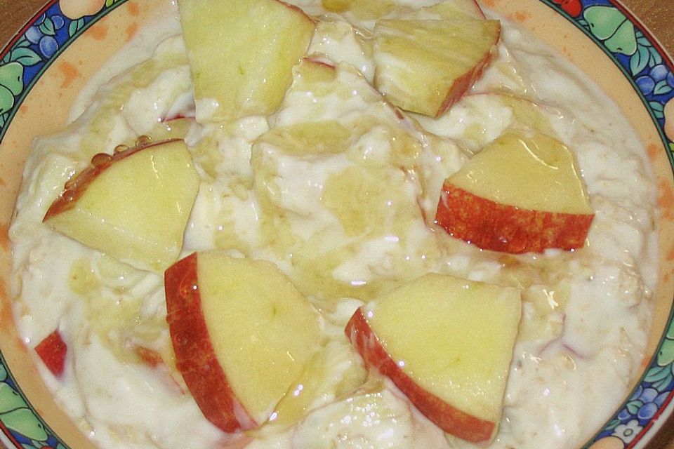 Apfel - Müsli Apfel - Müsli