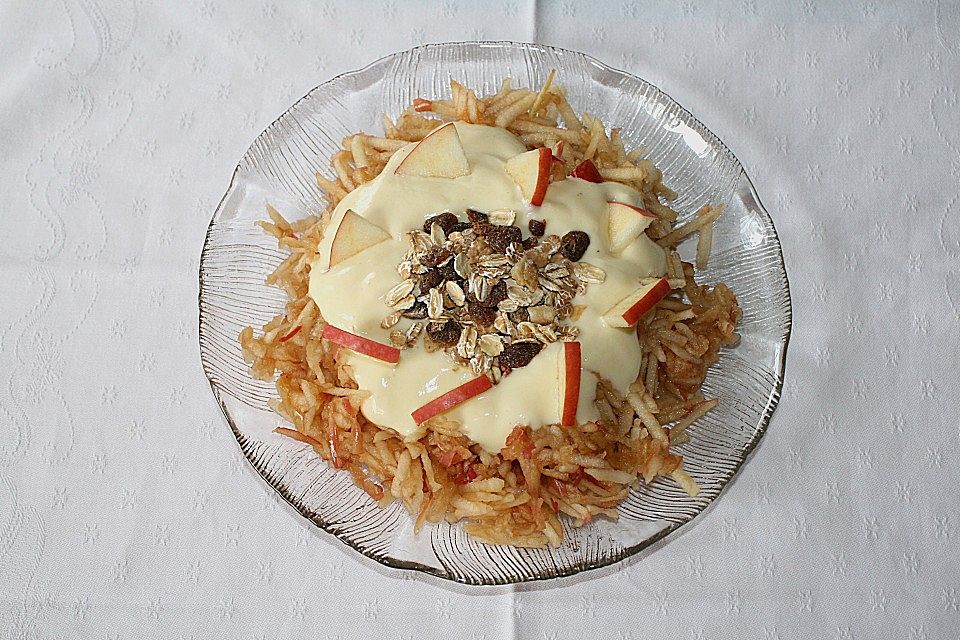 Apfel - Müsli Apfel - Müsli