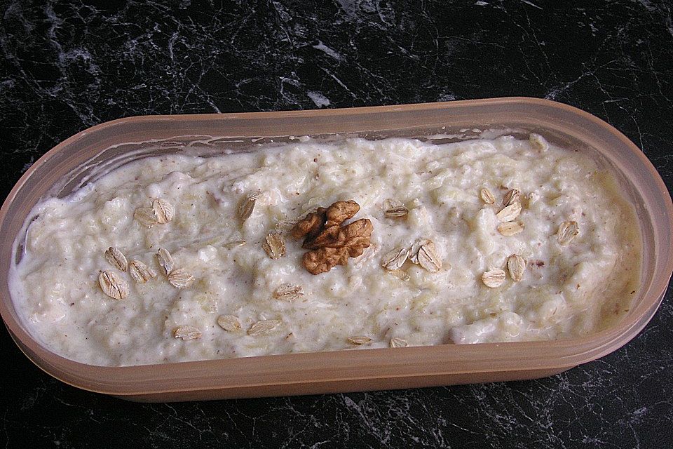 Apfel - Müsli Apfel - Müsli