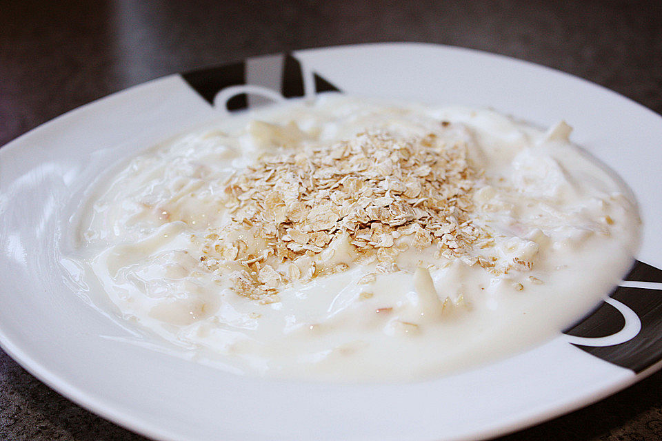 Apfel - Müsli Apfel - Müsli