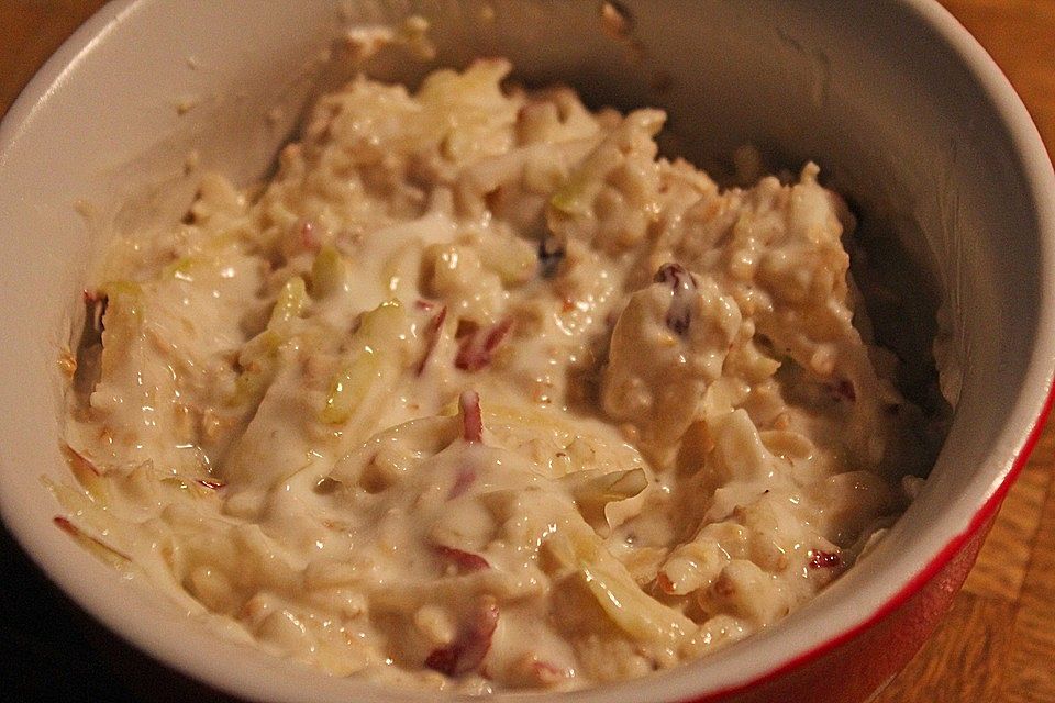 Apfel - Müsli Apfel - Müsli