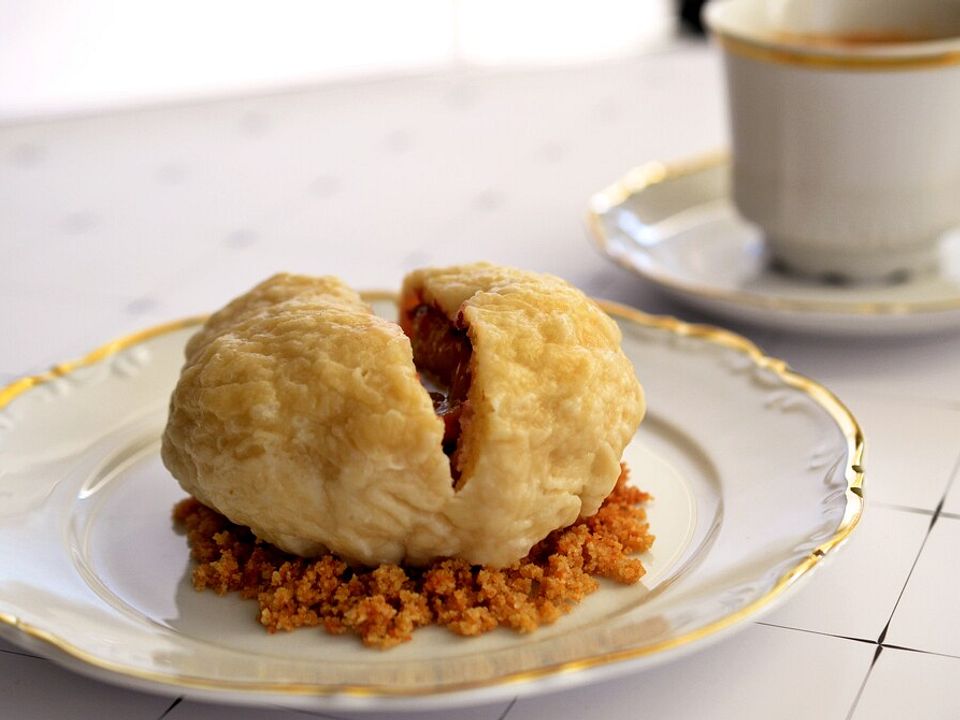 Omas Pflaumenklöße von info_2325| Chefkoch