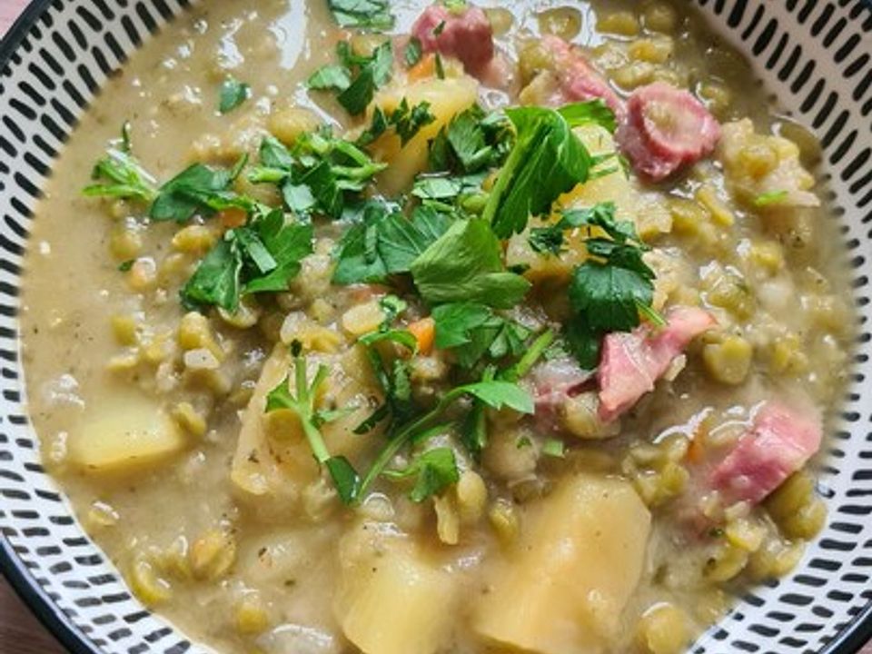 Deftige Erbsensuppe mit Kasseler und Würstchen von Topas2| Chefkoch