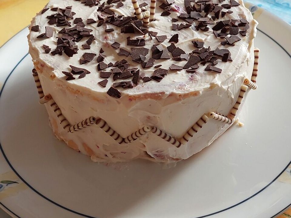 Käsekuchen mit weißer Schokolade, Erdnüssen und Karamell von moonhuhn ...