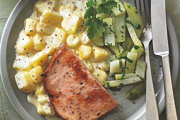 Leberkäse mit Béchamel-Kartoffeln