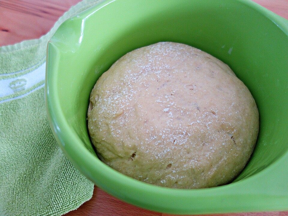 Hefeteig / Knüppelkuchenteig von Zwillingswaage| Chefkoch Hefeteig / Knüppelkuchenteig von Zwillingswaage| Chefkoch