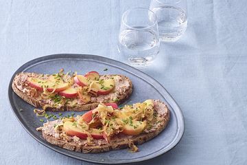 Leberwurst-Apfel-Brot